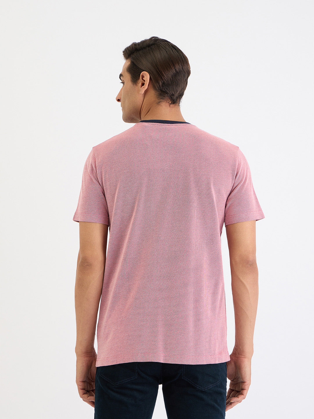 Gant Men Red Solid Round Neck Tshirt