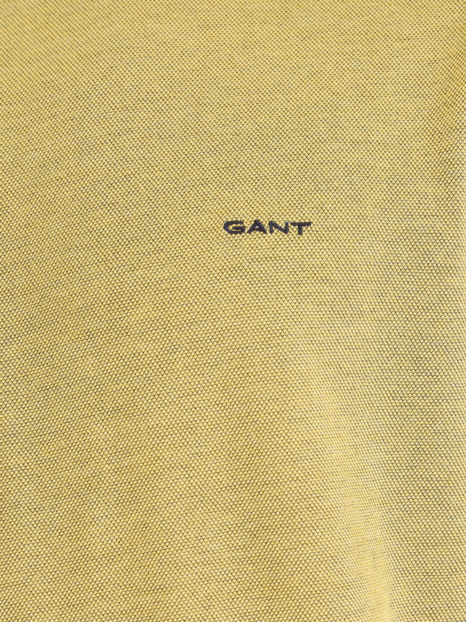 Gant Men Yellow Solid Round Neck Tshirt