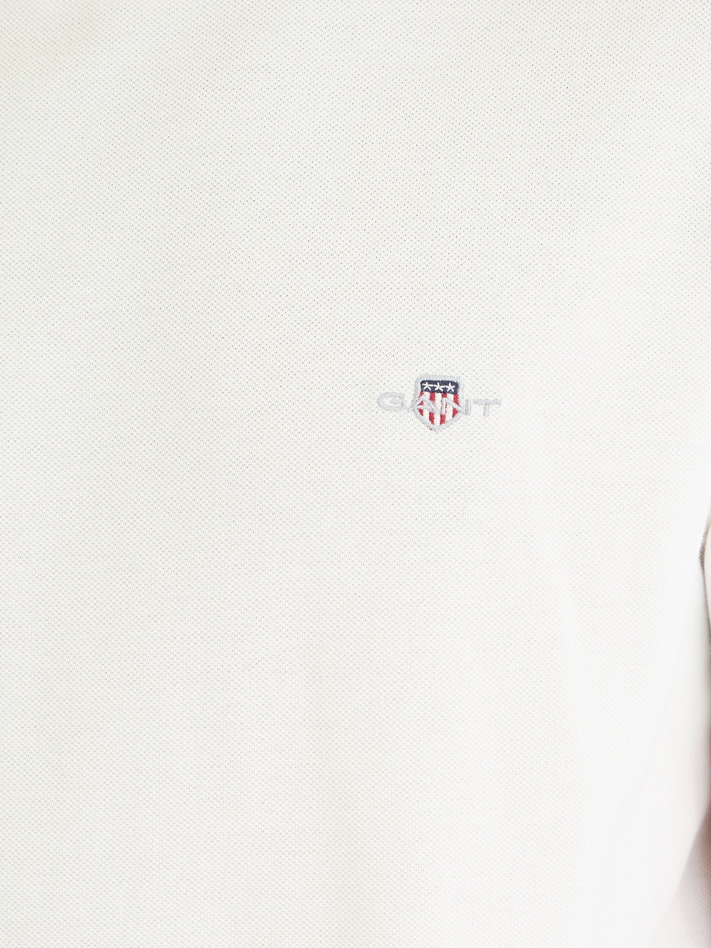 Gant Men White Solid Round Neck Tshirt