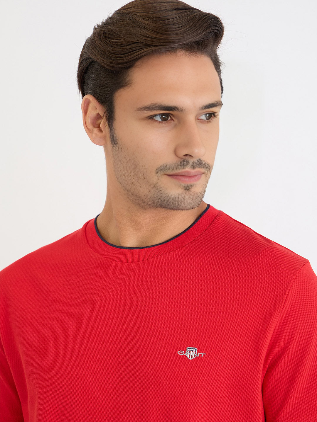 Gant Men Red Solid Round Neck Tshirt