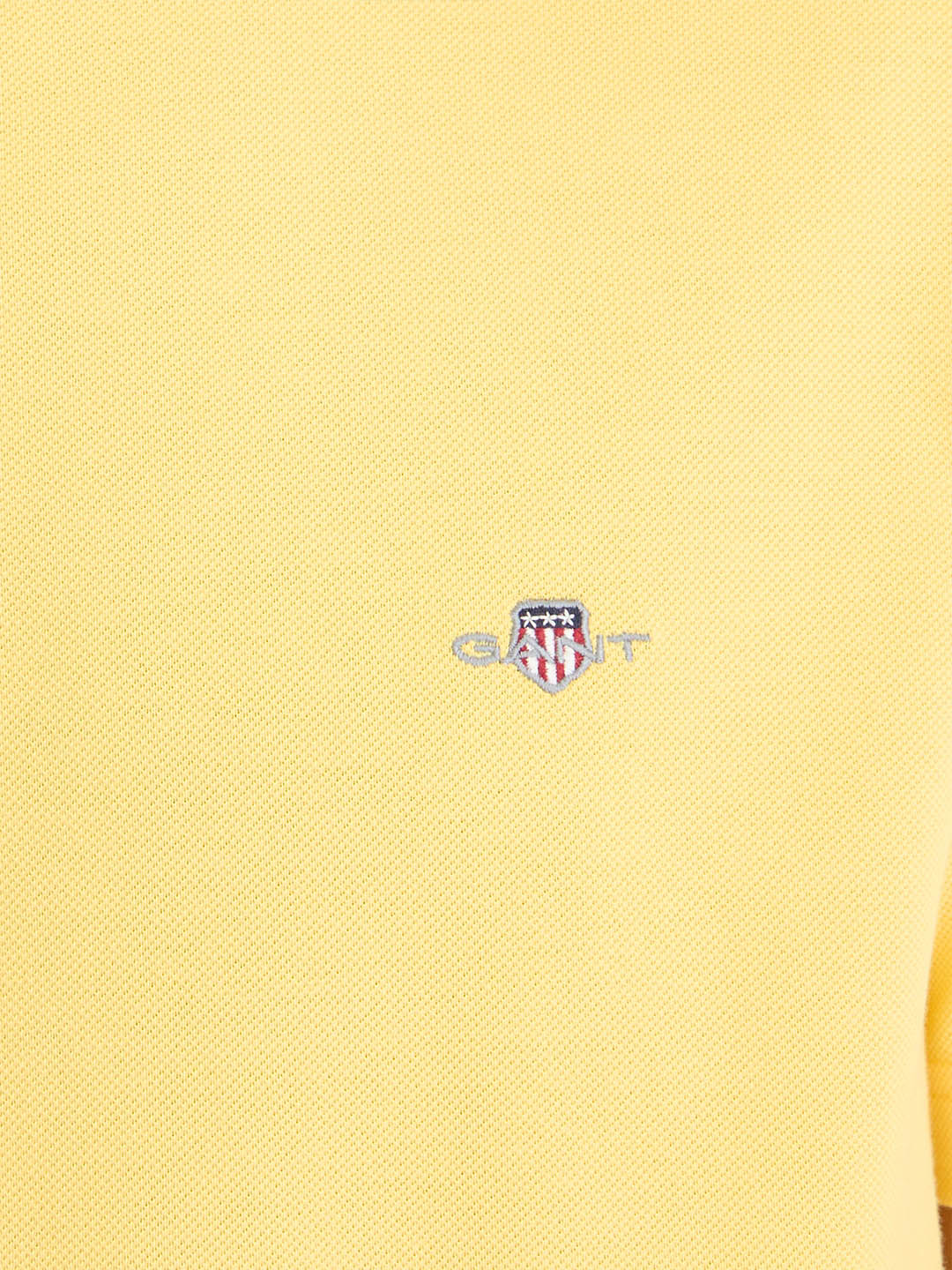 Gant Men Yellow Solid Round Neck Tshirt