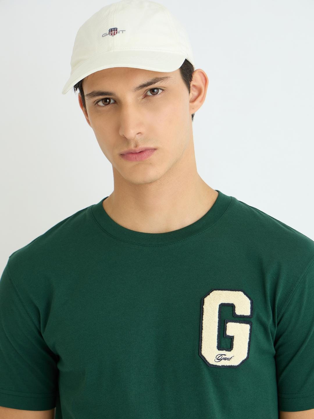 Gant Men Green Solid Crew Neck Tshirt