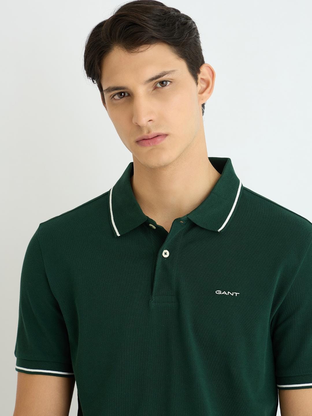 Gant Men Green Solid Polo Tshirt