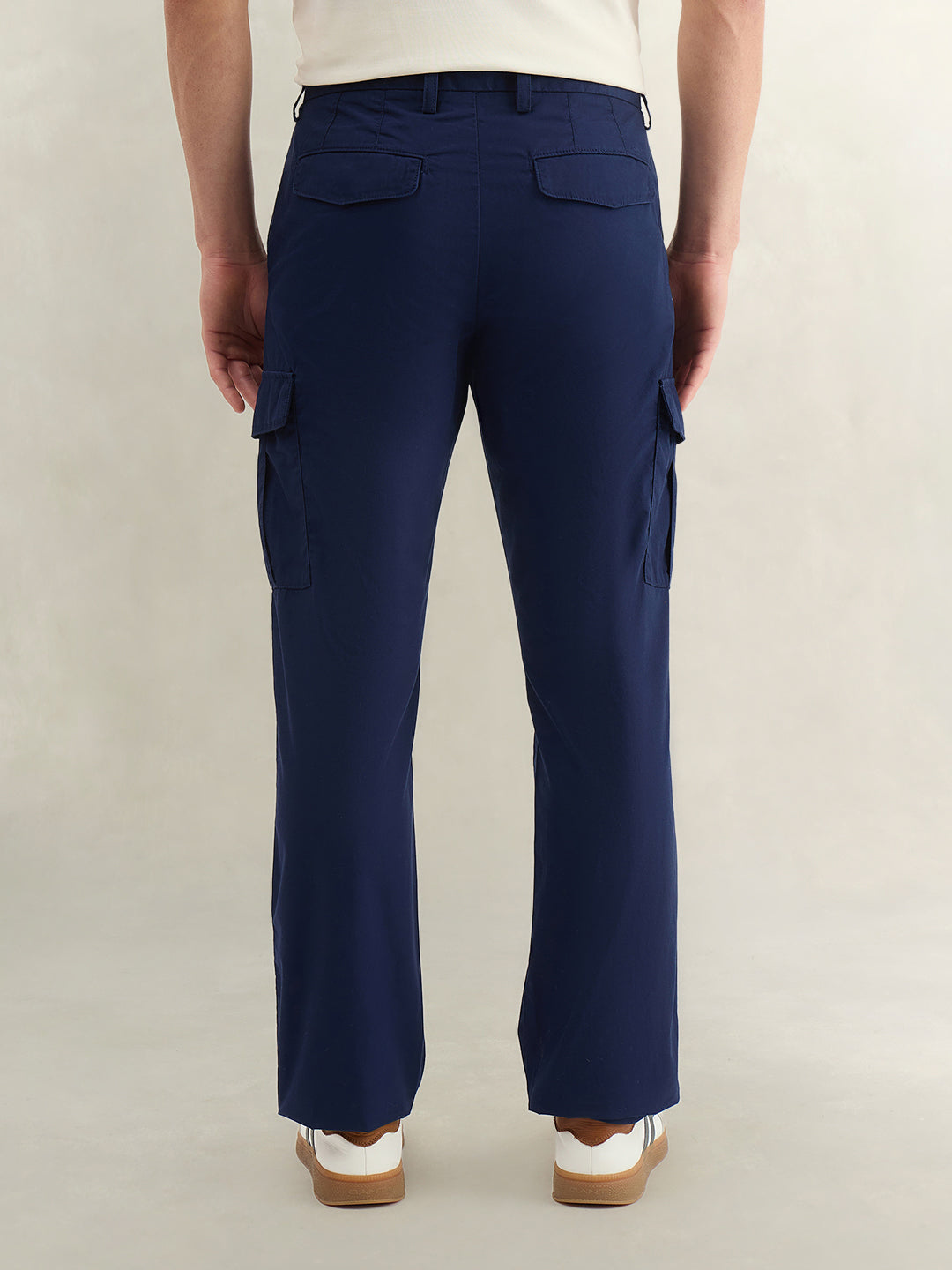 Gant Men Blue Solid Regular Fit Pure Cotton Trouser