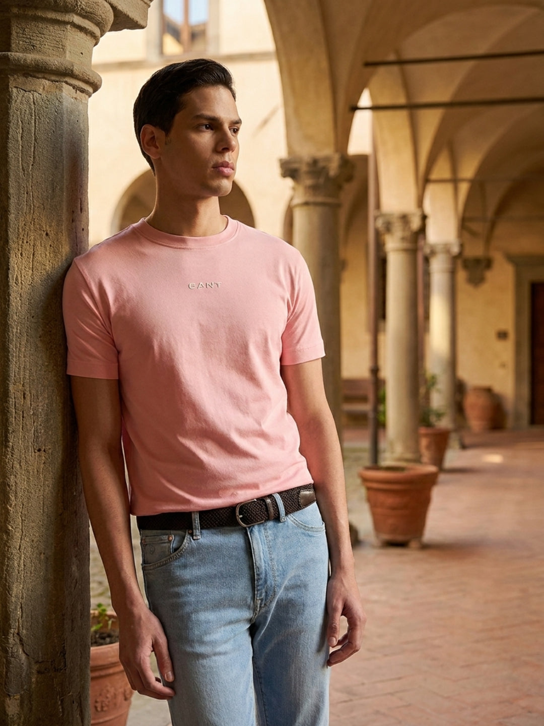 Gant Men Pink Solid Regular Fit Pure Cotton T-Shirt