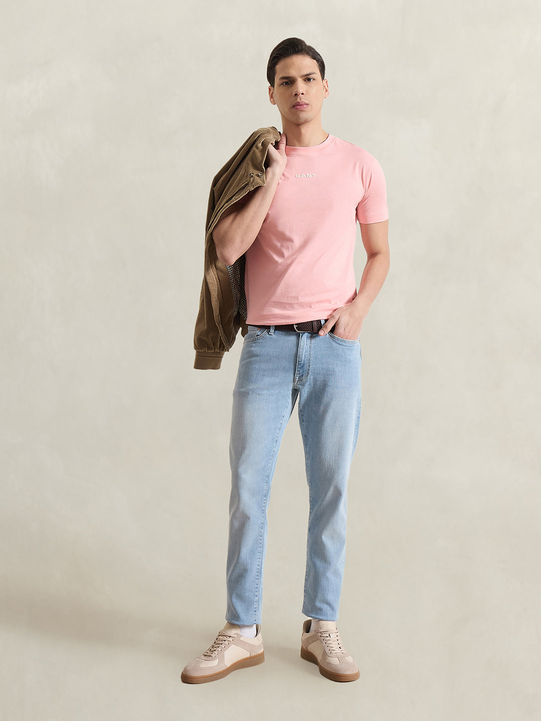 Gant Men Pink Solid Regular Fit Pure Cotton T-Shirt