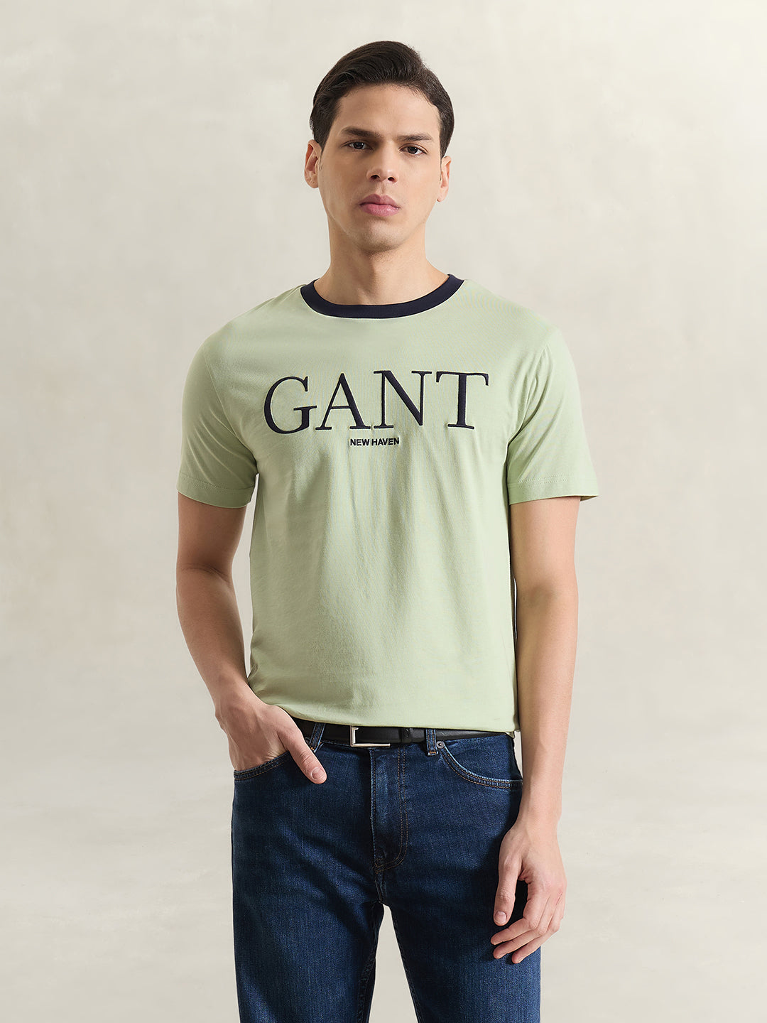 Gant Men Green Solid Regular Fit Pure Cotton T-Shirt