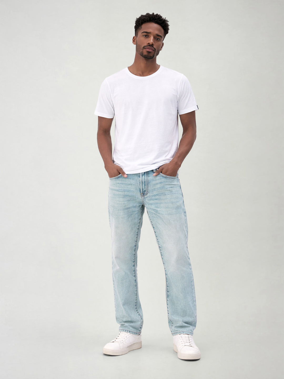 True Religion Men Blue Solid Straight Fit Big T Ricky Jeans