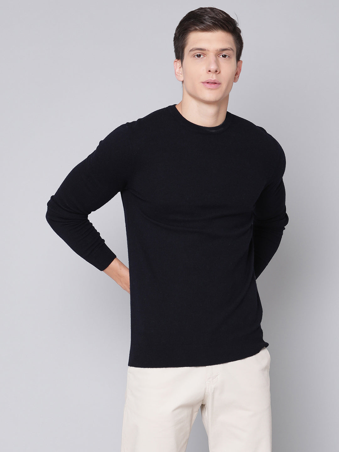 Bruun & Stengade Men Navy Solid Round Neck Sweater