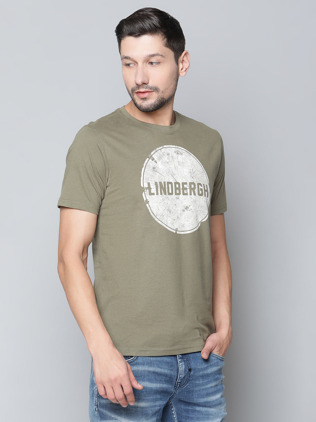 Lindbergh Men Green Solid Round Neck TShirt