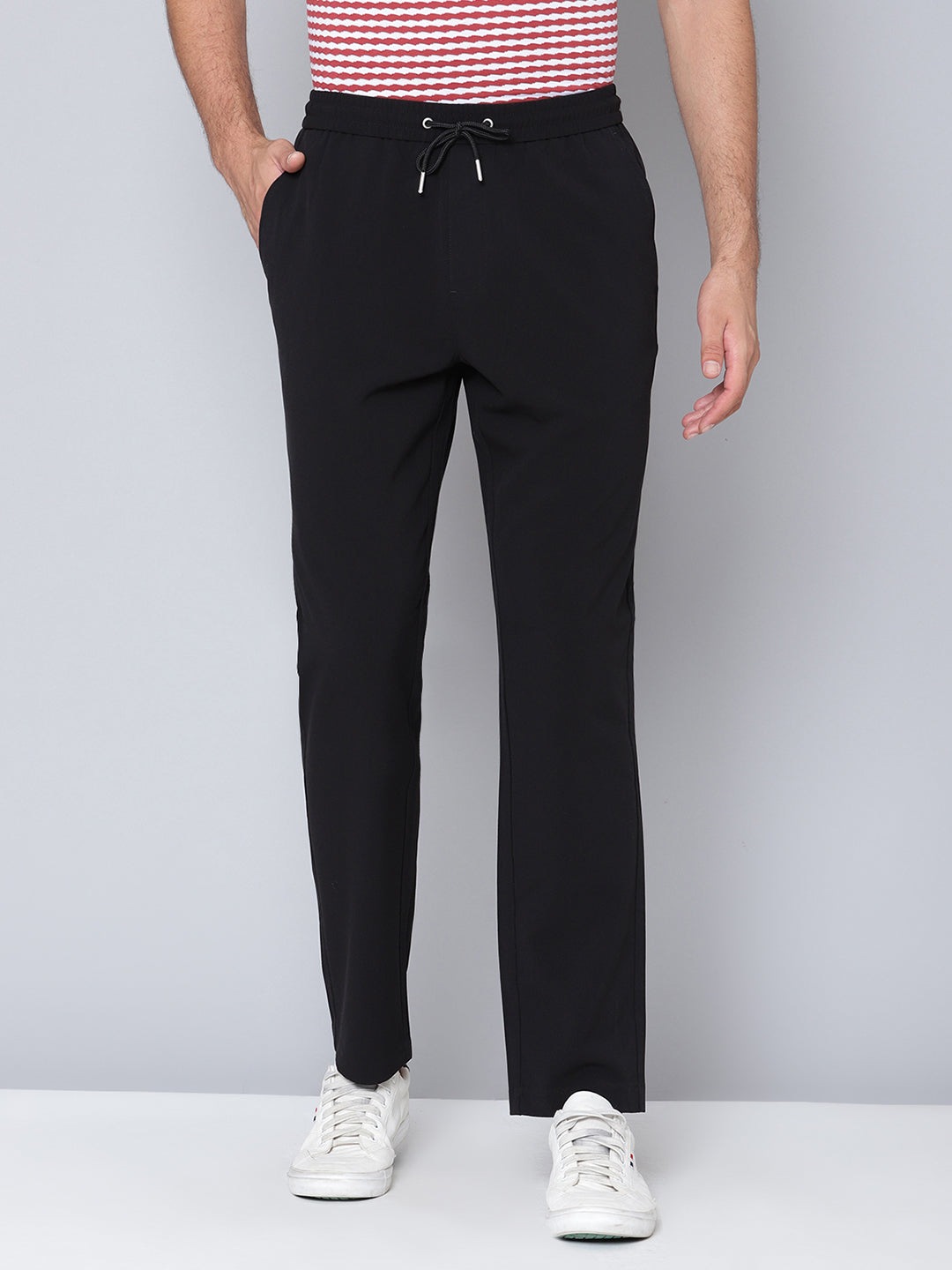 Lindbergh Men Black Solid Slim Fit Trouser
