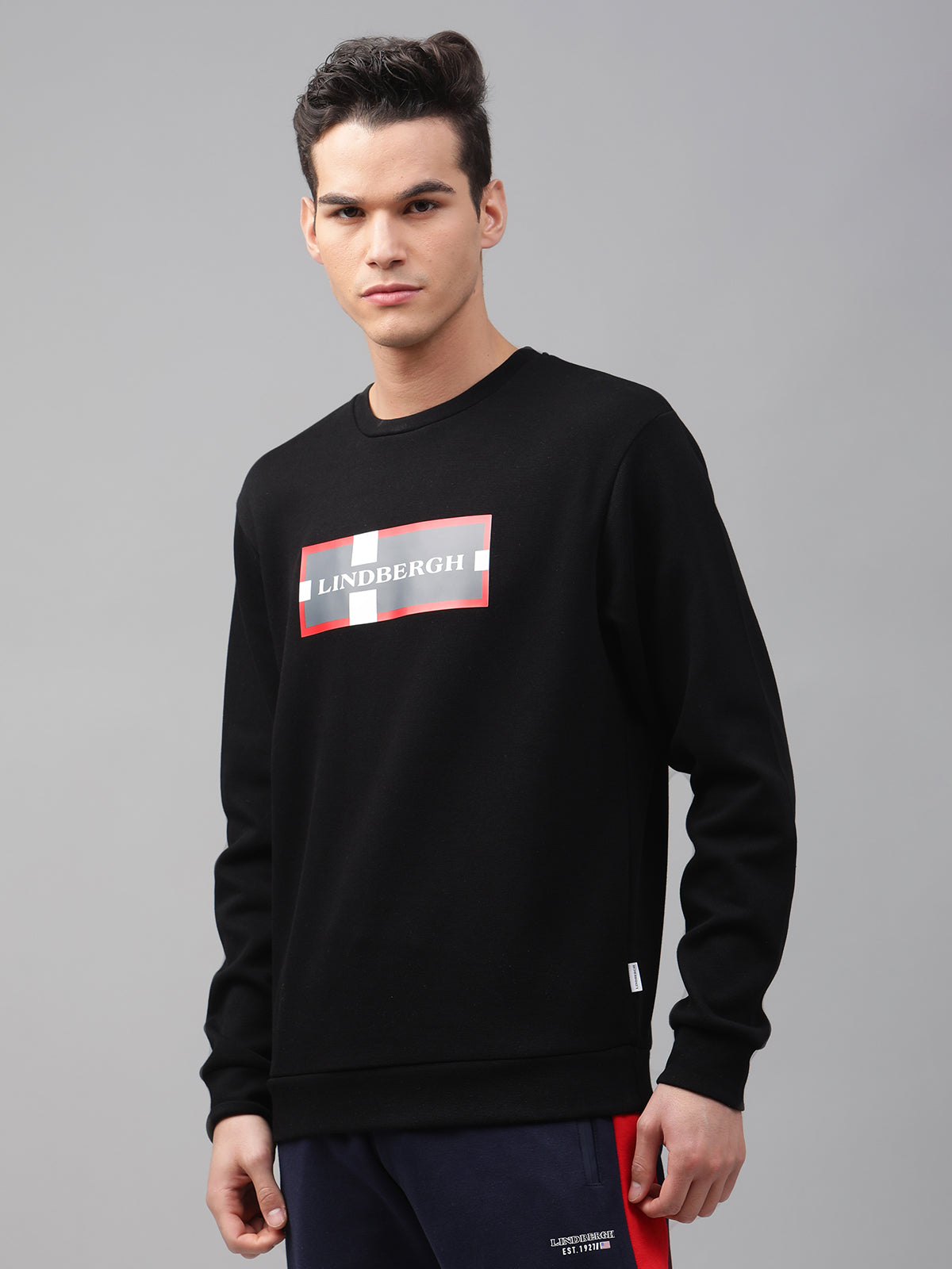 Lindbergh Men Black Solid Round Neck Sweatshirt