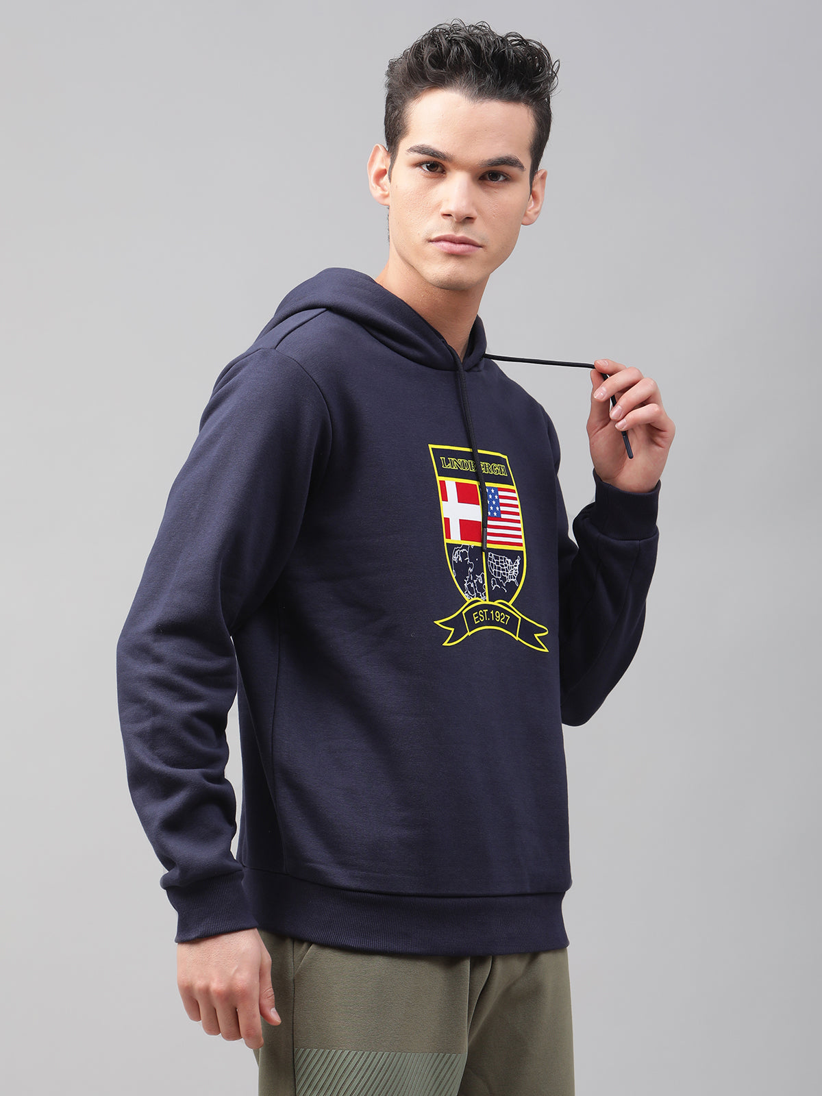 Lindbergh Men Blue Solid Round Neck Sweatshirt