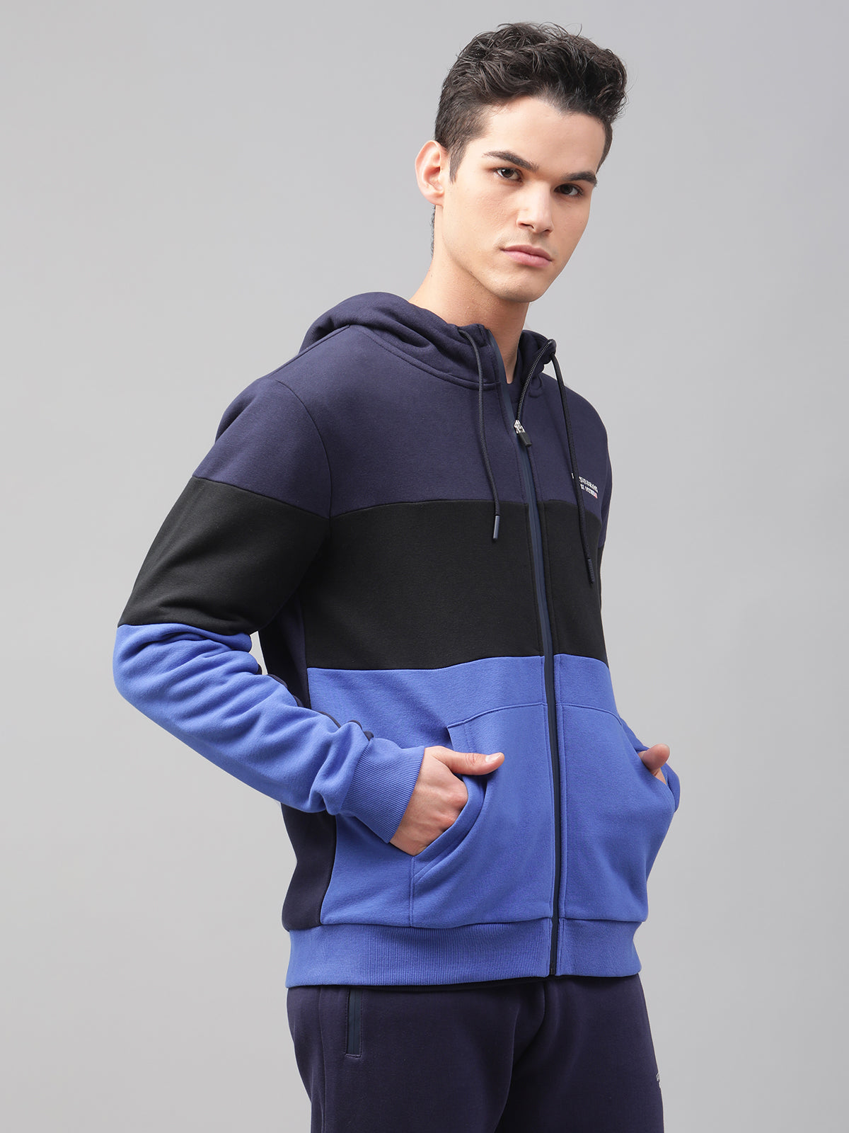 Lindbergh Men Blue Solid Round Neck Sweatshirt
