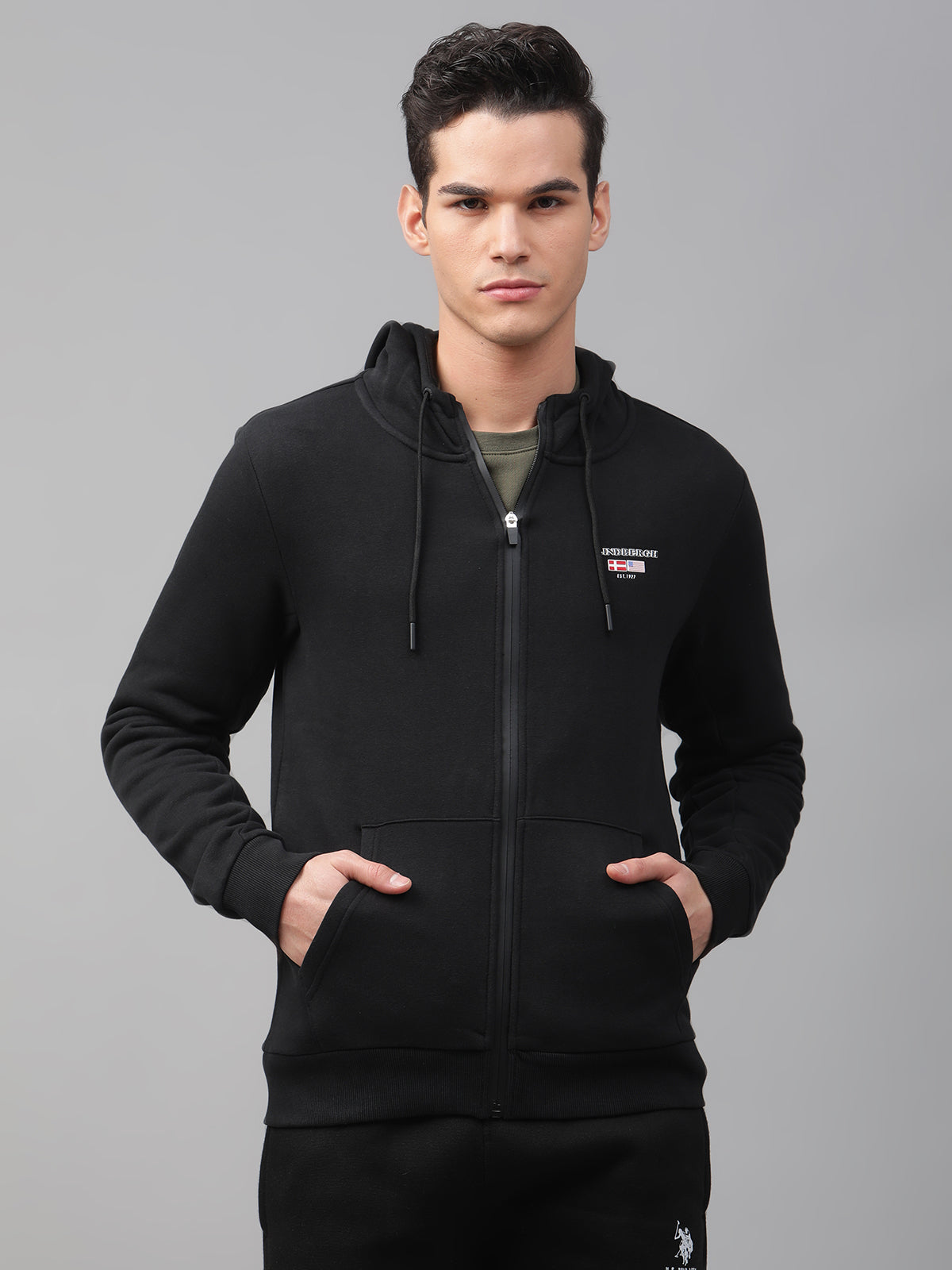Lindbergh Men Black Solid Round Neck Sweatshirt