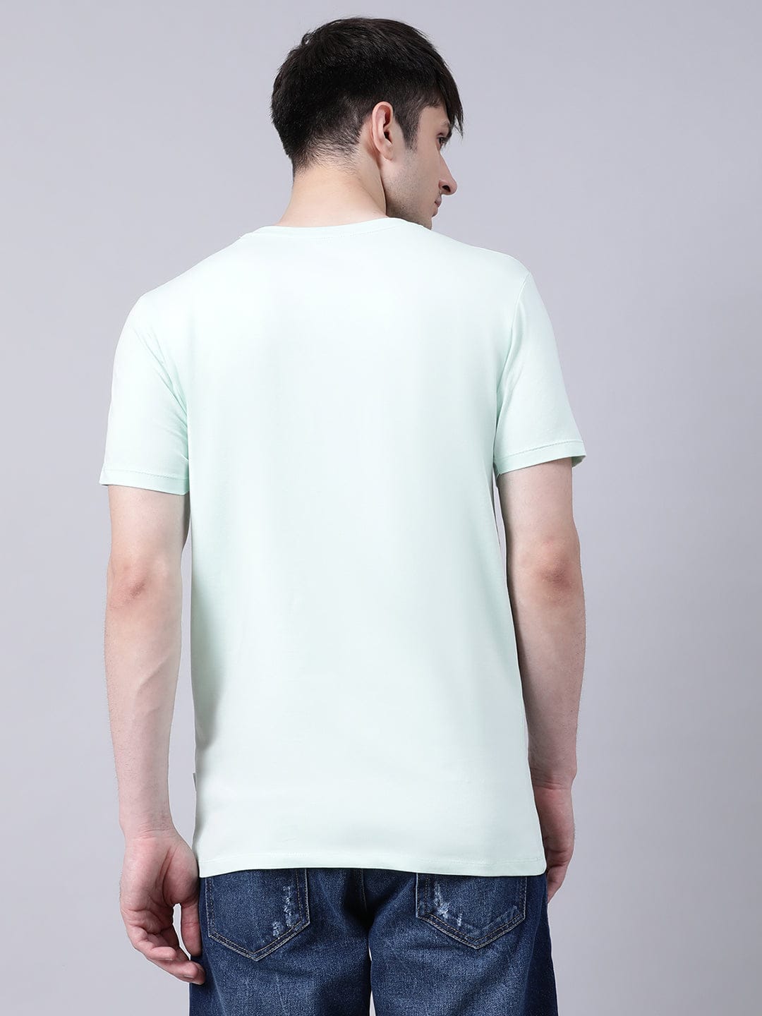 Lindbergh Men Solid Round Neck Tshirt