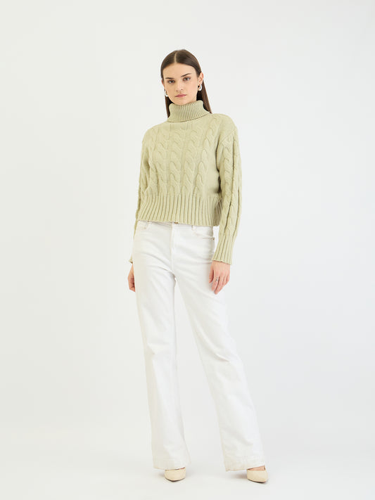 Centrestage Women Green Sweater
