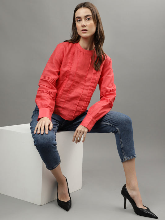 Iconic Women Red Solid Collar Top
