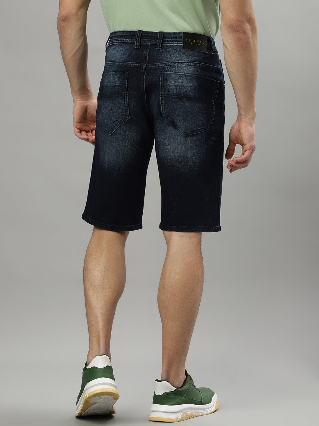 Iconic Men Dark Blue Solid Regular Fit Shorts