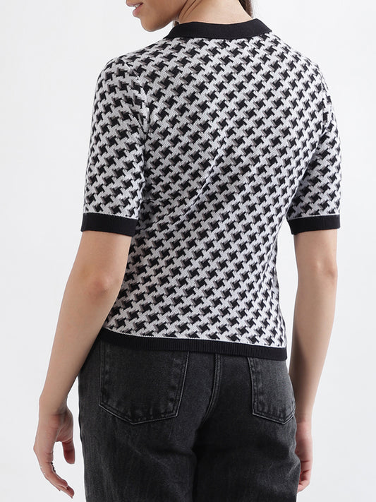 Elle Black, White & Grey Houndstooth Relaxed Fit Top
