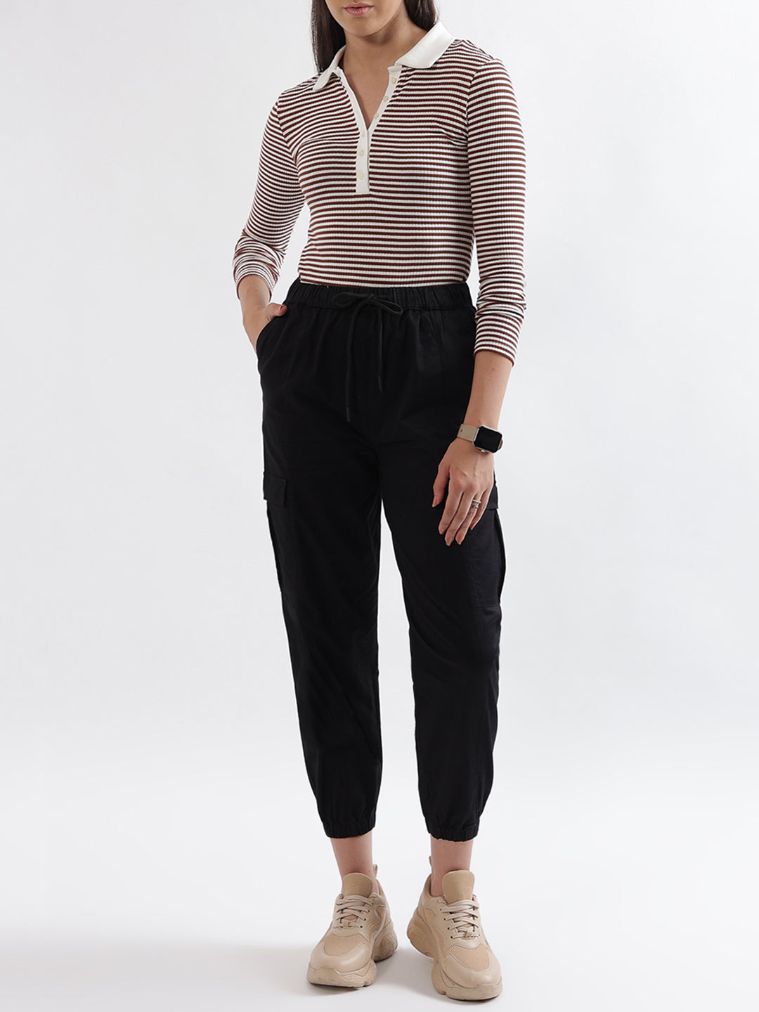 Elle Women Black Solid Relaxed Fit Sweatpant