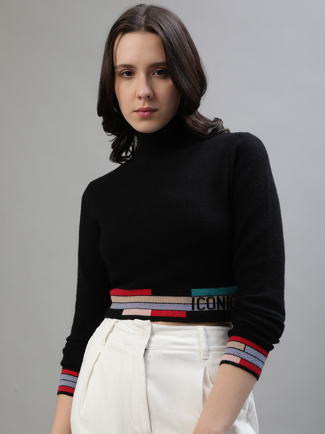 Iconic Women Black Solid Round Neck Sweater