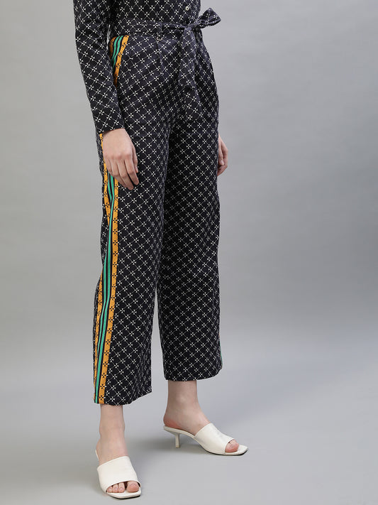 Iconic Women Multi Printed Straight Fit Trouser