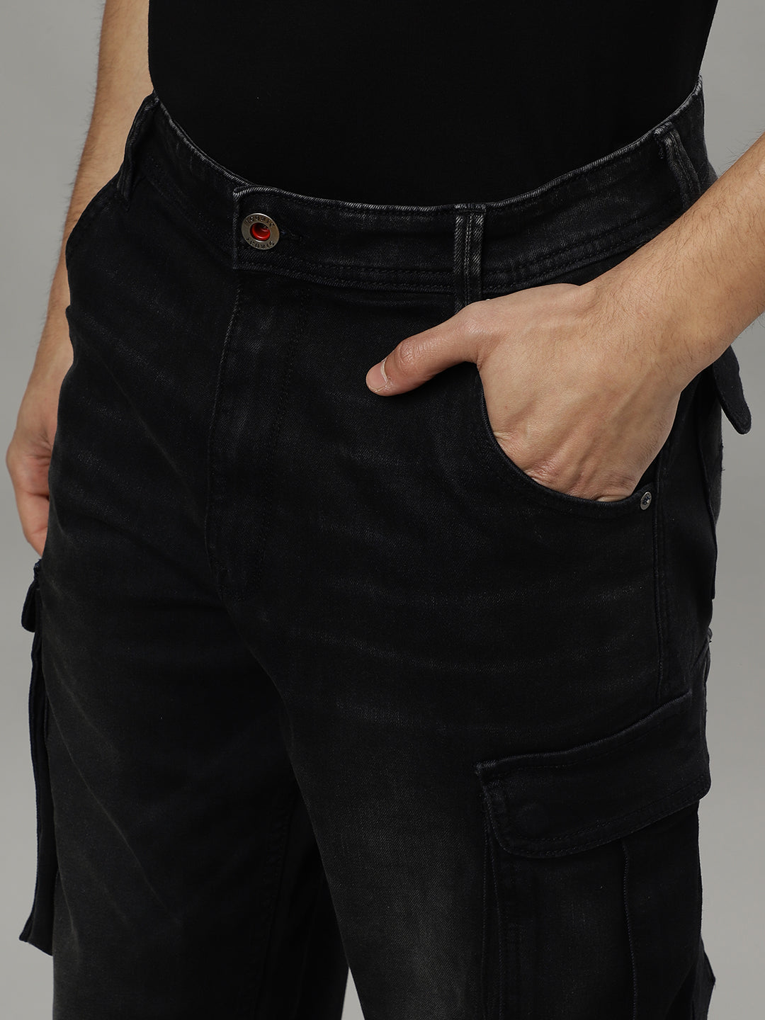 Iconic Men Black Solid Mid-Rise Regular Fit Jeans
