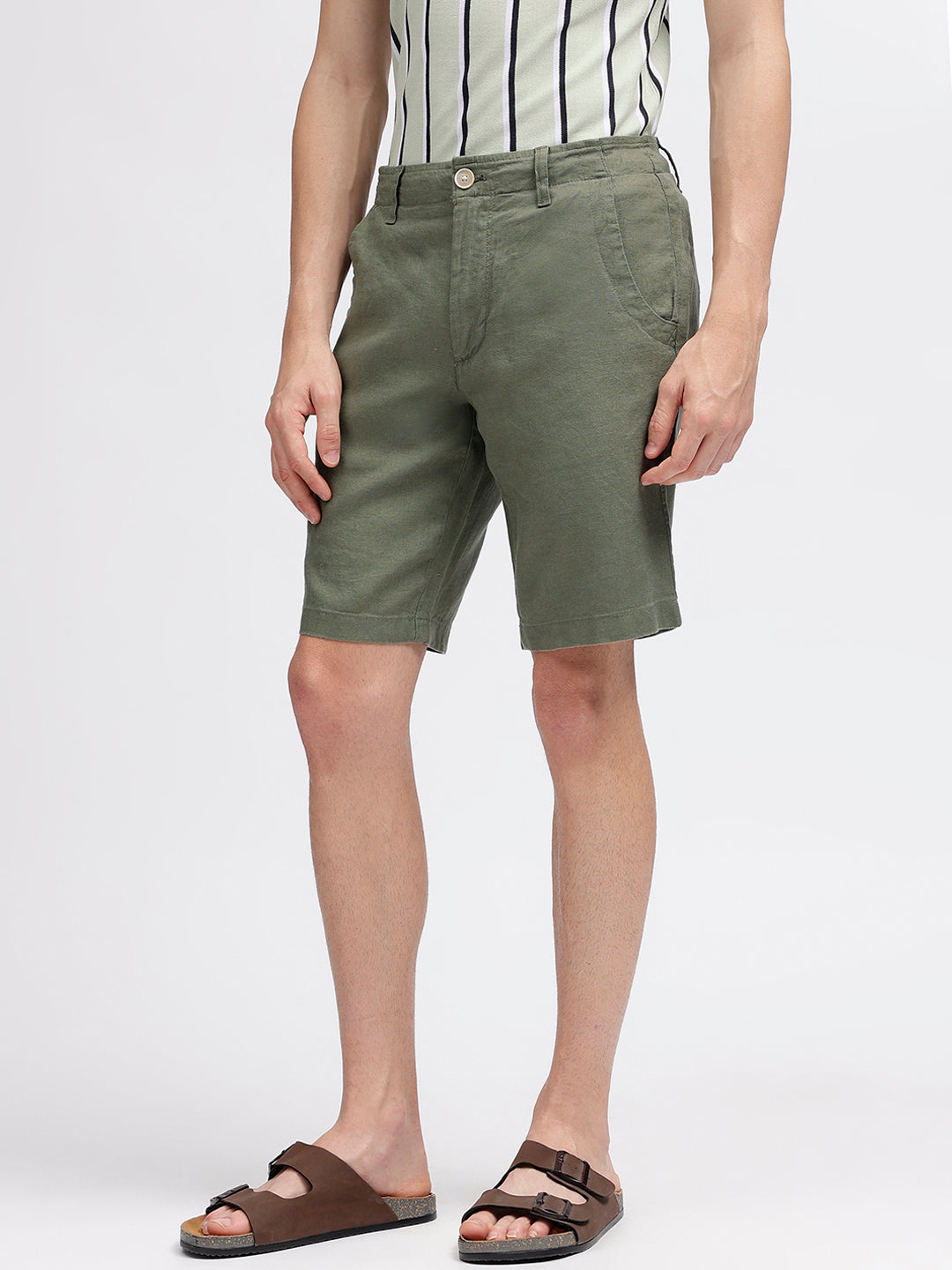 Bruun & Stengade Men Green Solid Regular Fit Shorts