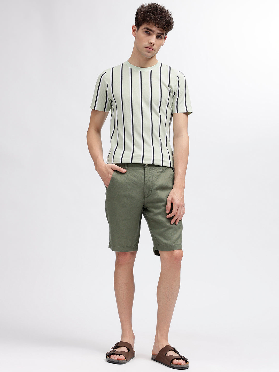 Bruun & Stengade Men Green Solid Regular Fit Shorts