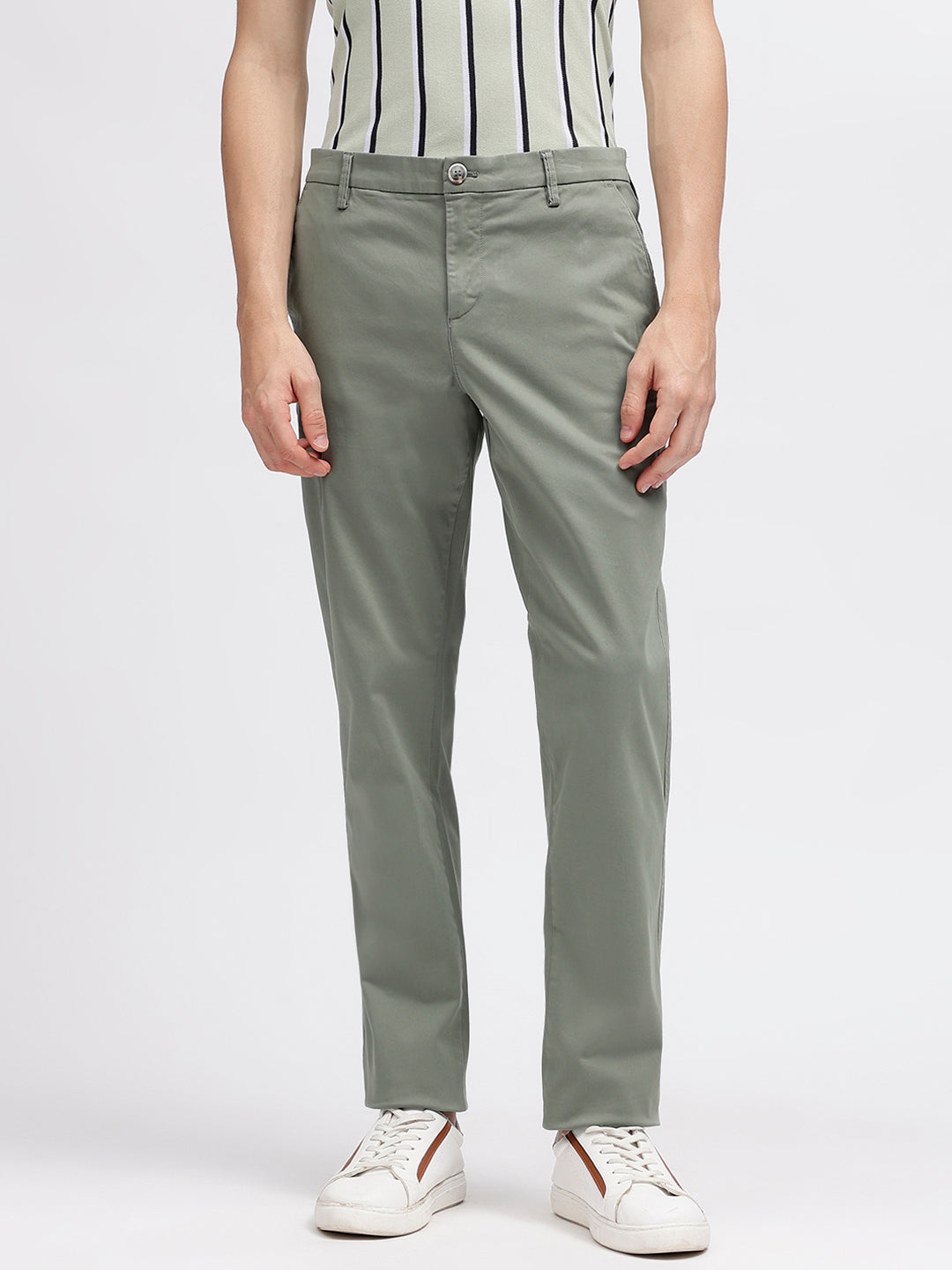 Bruun & Stengade Men Green Solid Regular Fit Trouser