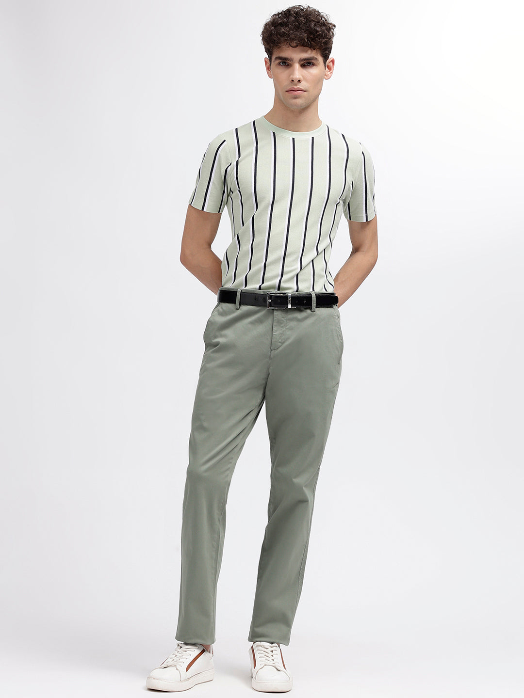 Bruun & Stengade Men Green Solid Regular Fit Trouser
