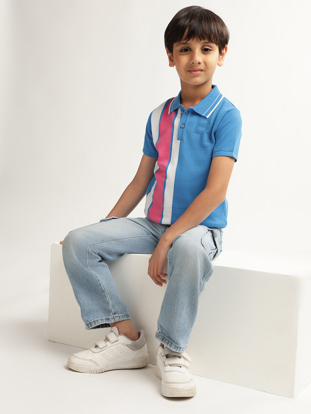 Blue Giraffe Boys Blue Colour blocked Polo Collar Short Sleeves Tshirt