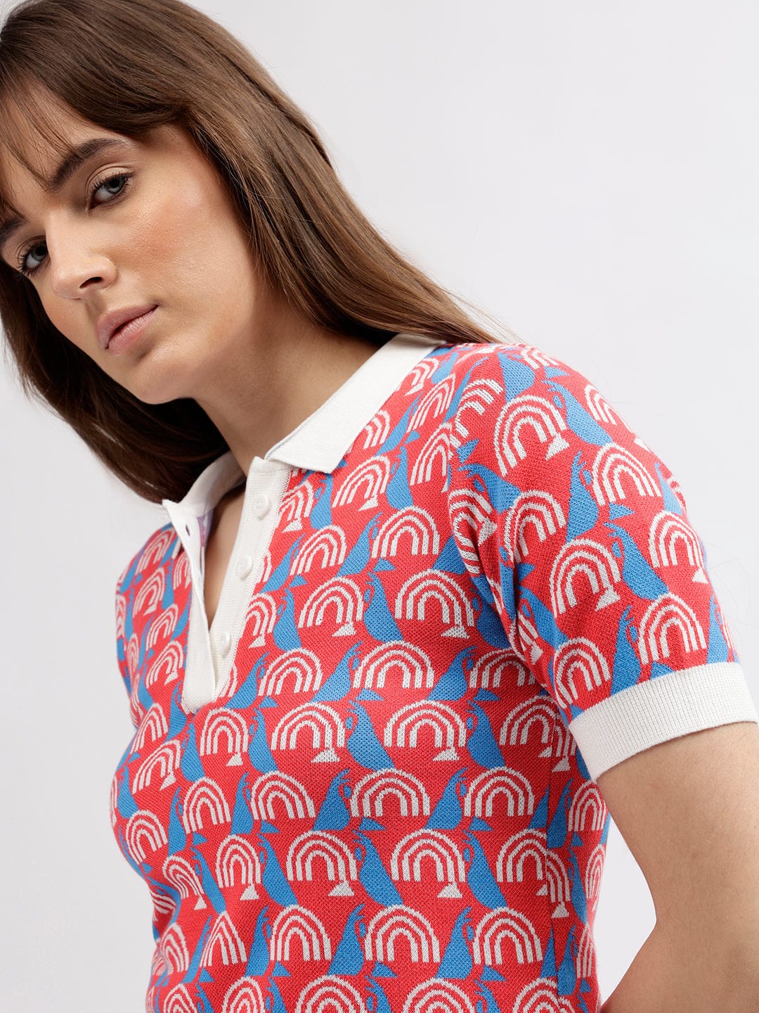 Elle Women Red Collar Tshirt