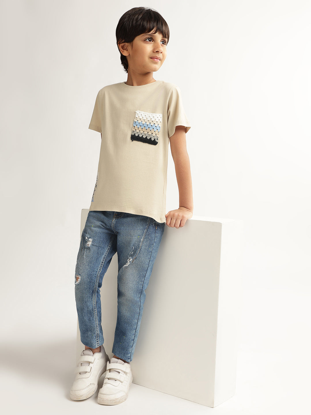 Blue Giraffe Boys Beige Solid Round Neck Short Sleeves Tshirt