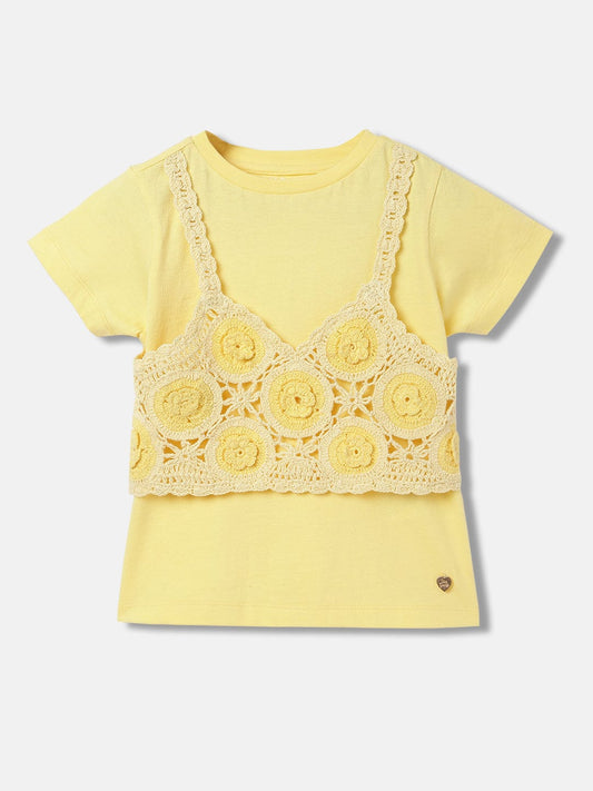 Blue Giraffe Girls Yellow Round Neck Tshirt