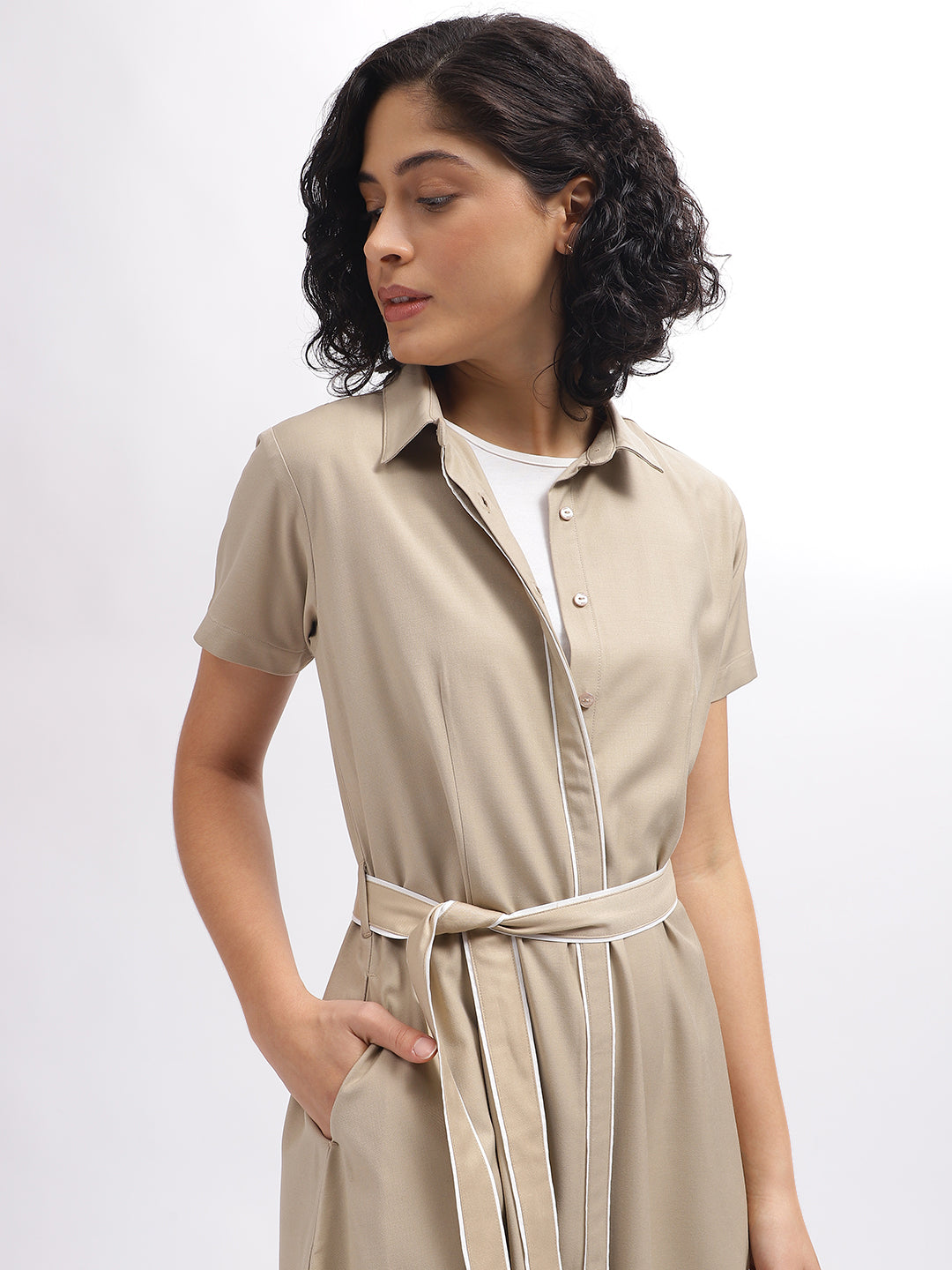Iconic Women Beige Solid Shirt Collar Short Sleeves Dress