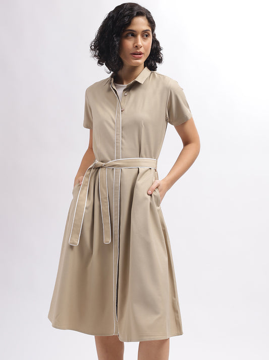 Iconic Women Beige Solid Shirt Collar Short Sleeves Dress