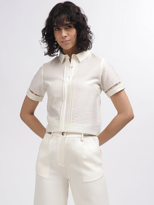 Iconic Women Off White Solid Spread Collar Short Sleeves Shirt