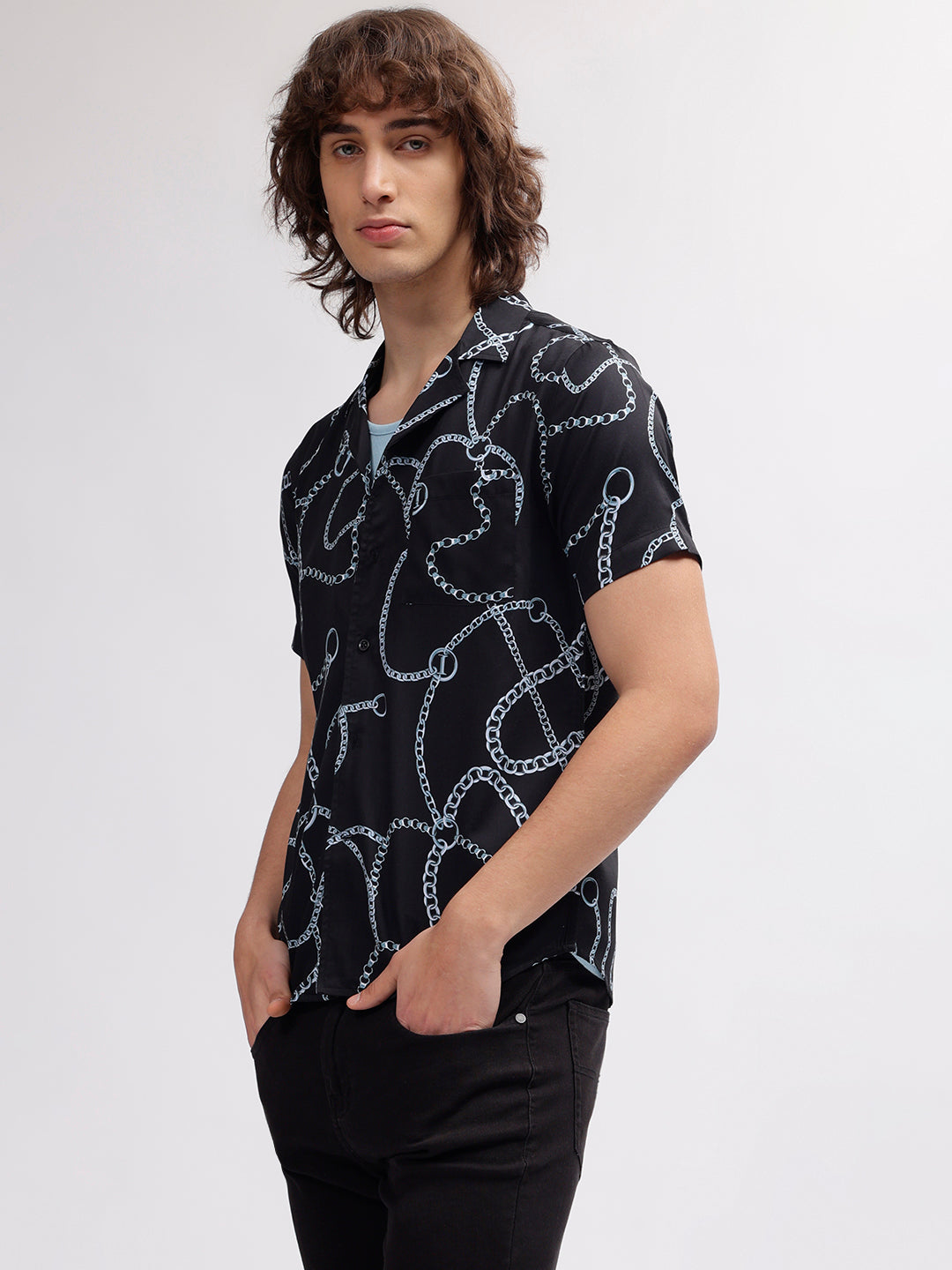 Iconic Men Black Printed Resort Collar Short Sleeves Shirt