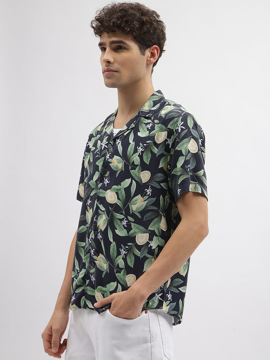 Iconic Men Multi Printed Resort Collar Short Sleeves Shirt