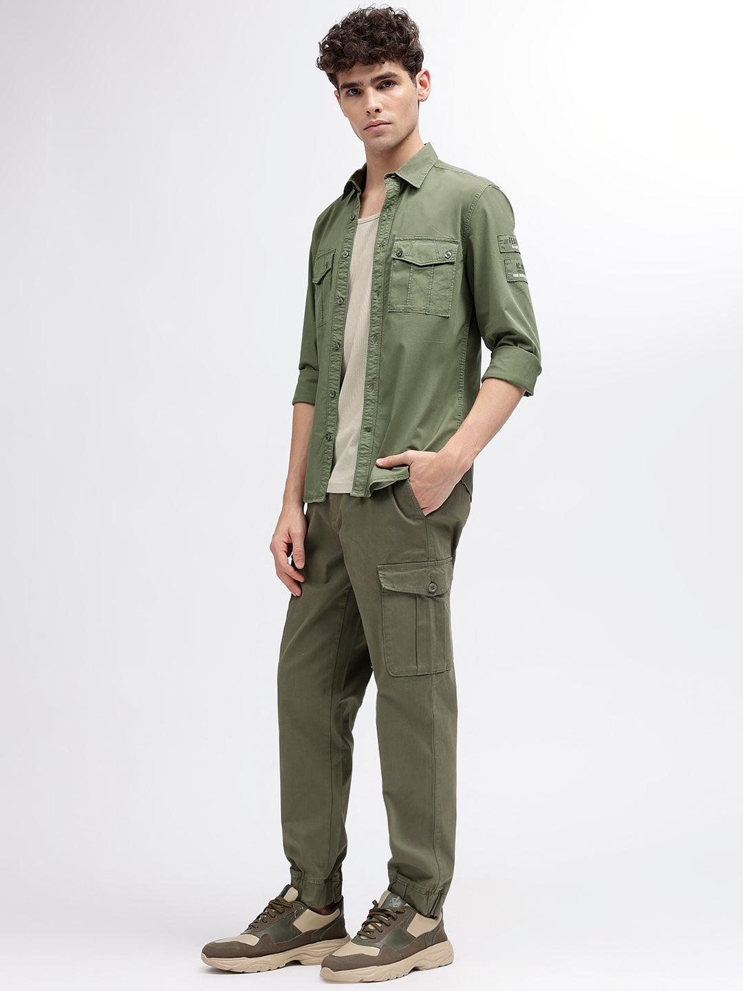 Iconic Men Olive Solid Spread Collar Full Sleeves Shirt