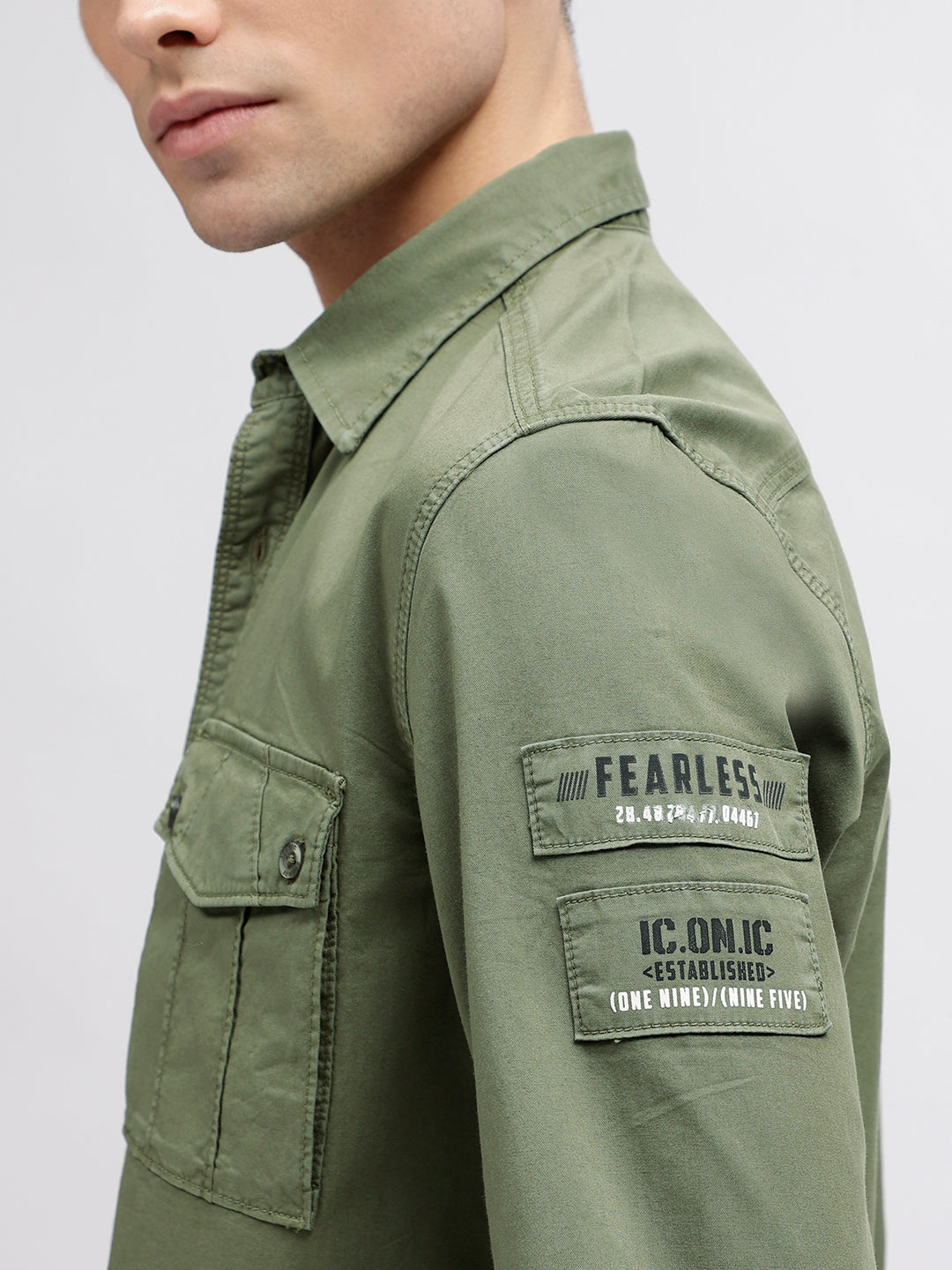 Iconic Men Olive Solid Spread Collar Full Sleeves Shirt