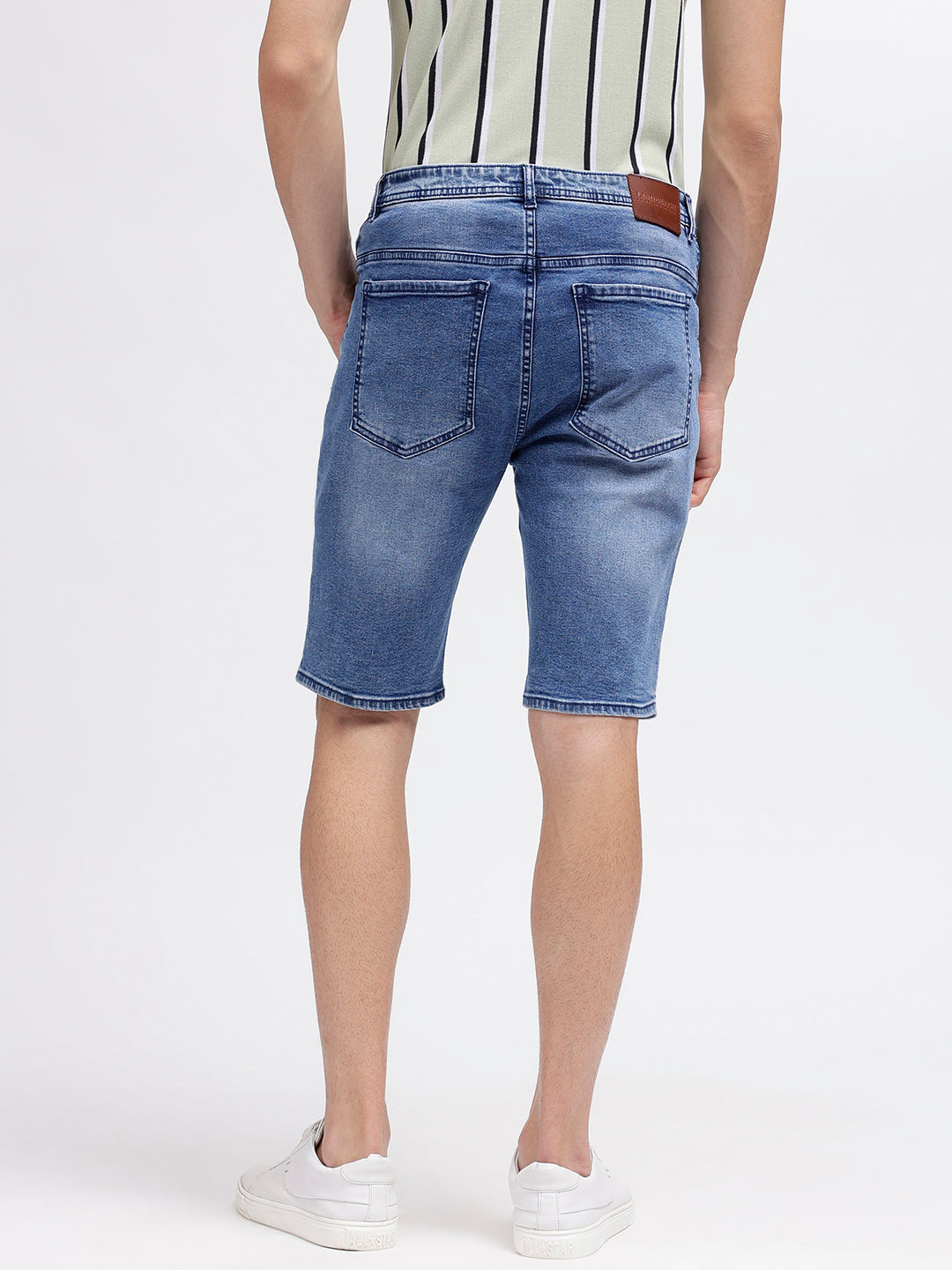 Lindbergh Men Blue Solid Regular Fit Shorts