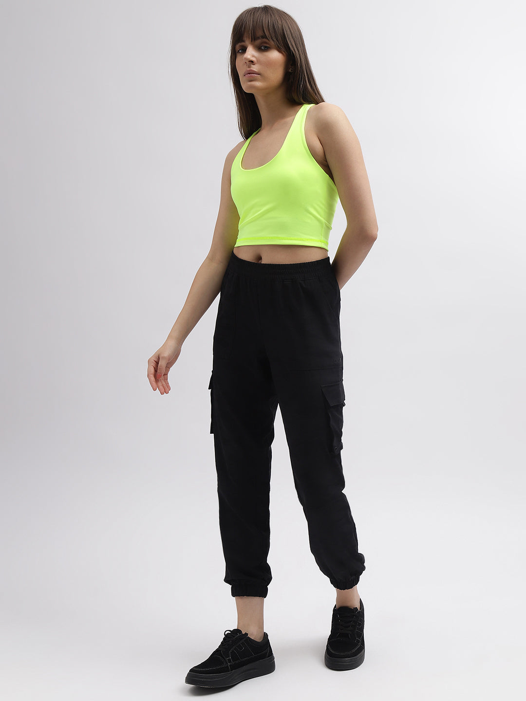 Dkny Women Green Solid Fitted Scoop Neck Sport Bra