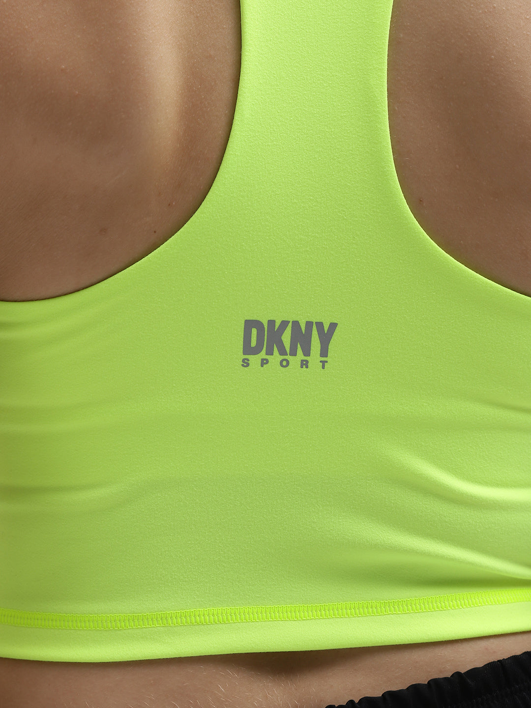 Dkny Women Green Solid Fitted Scoop Neck Sport Bra