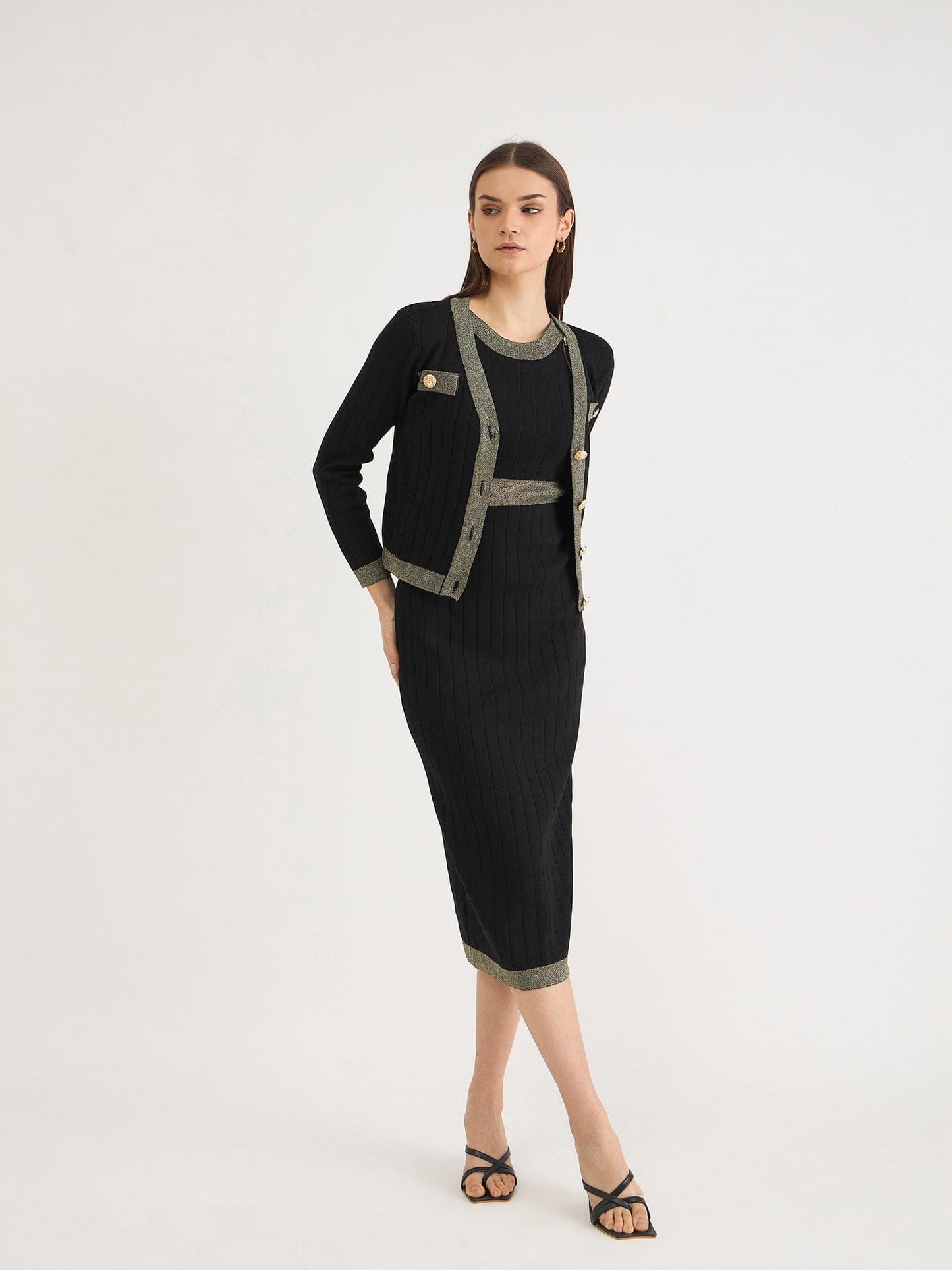 Iconic Women Black Solid V Neck Dress Set