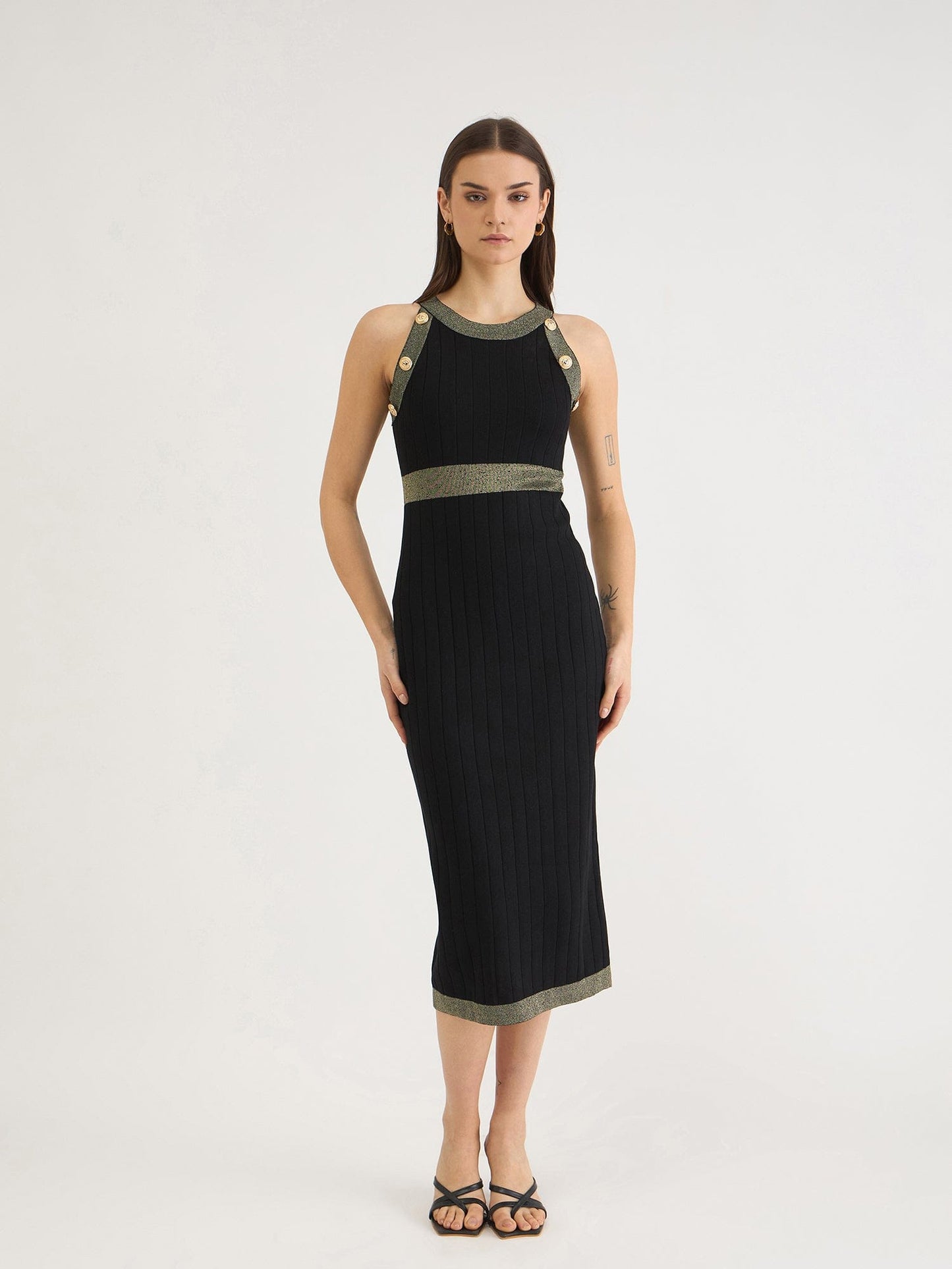 Iconic Women Black Solid V Neck Dress Set