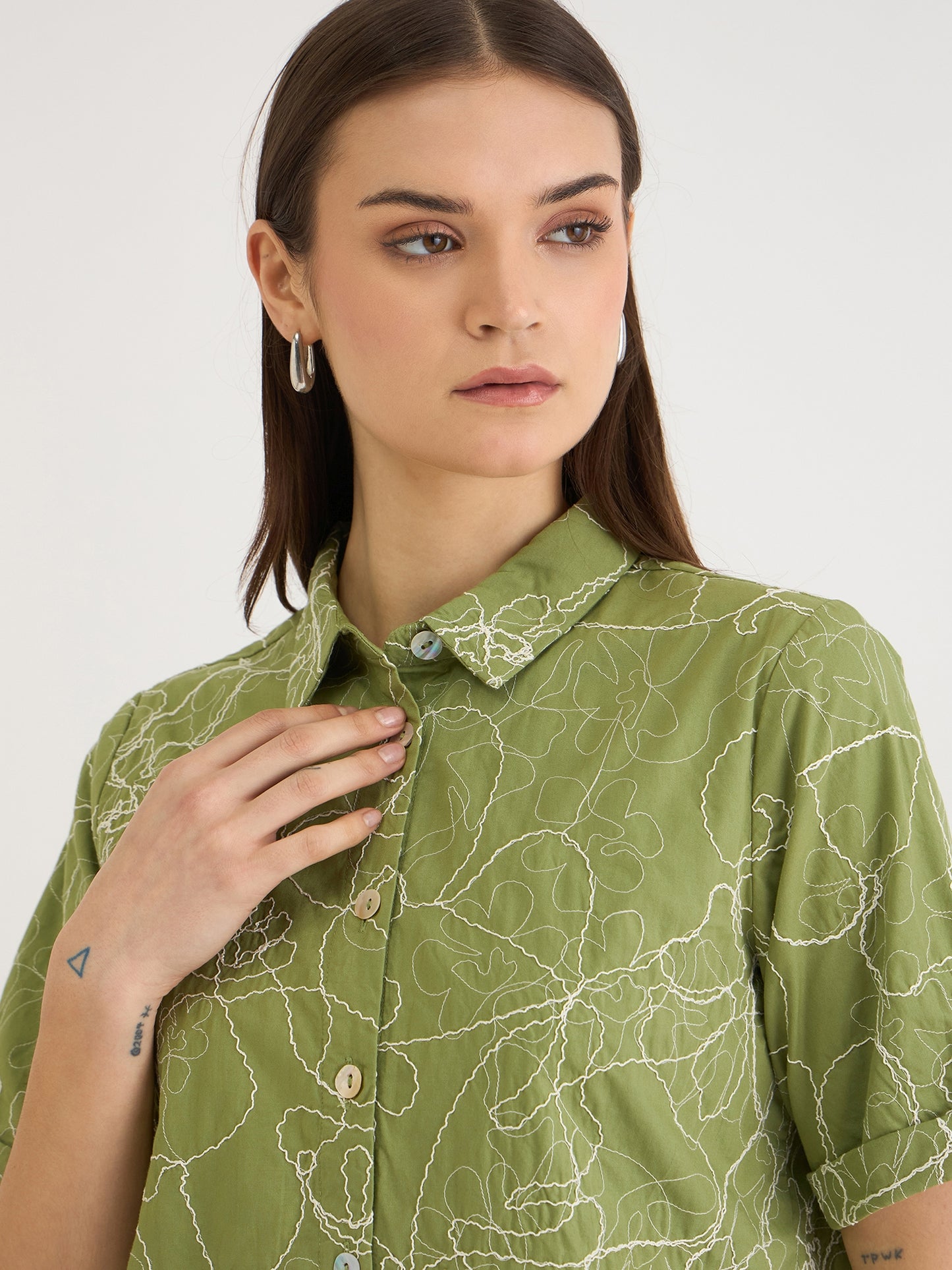 Elle Women Green Embroidered Collar Top