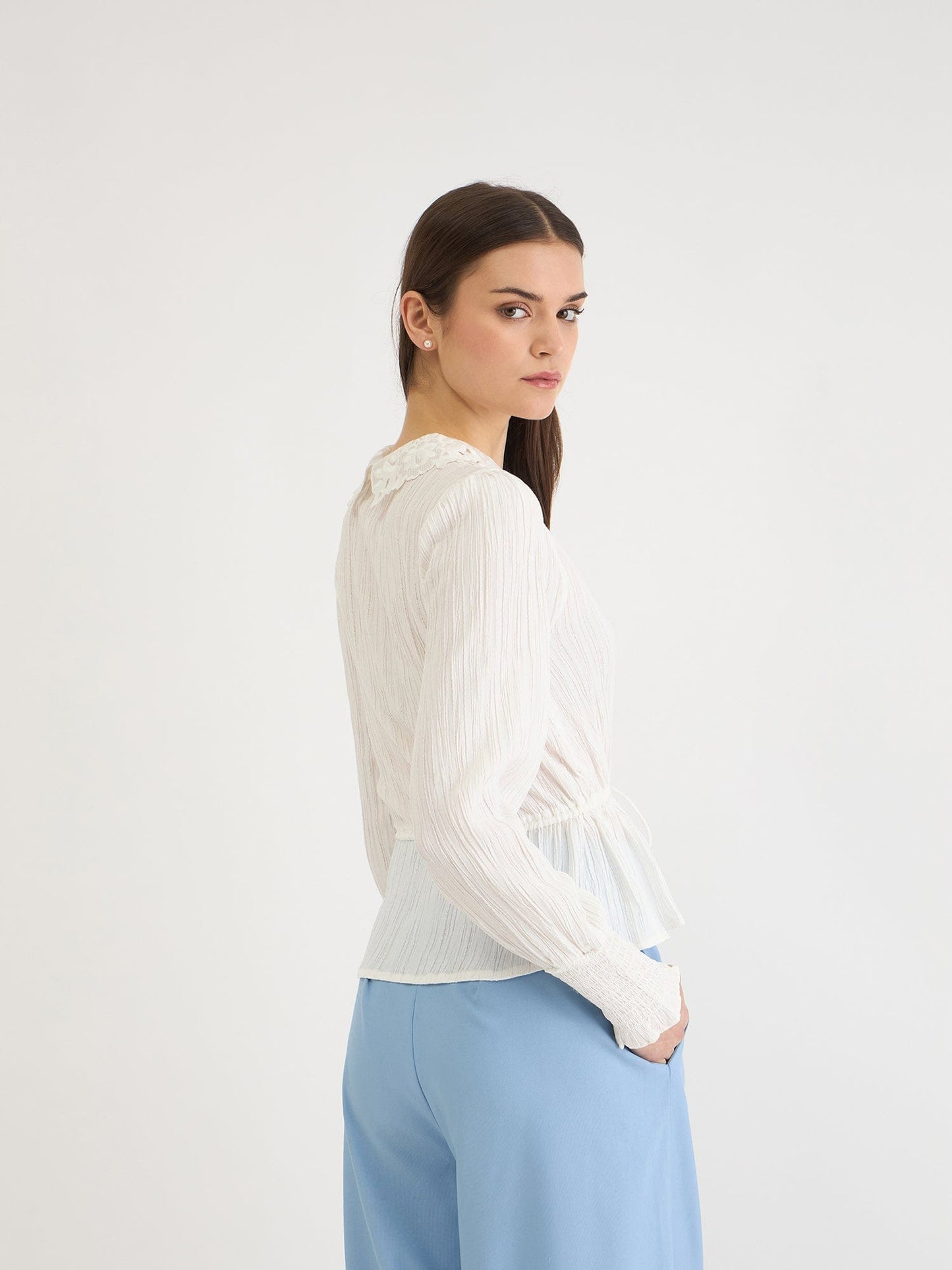 Elle Women White Solid Collar Top